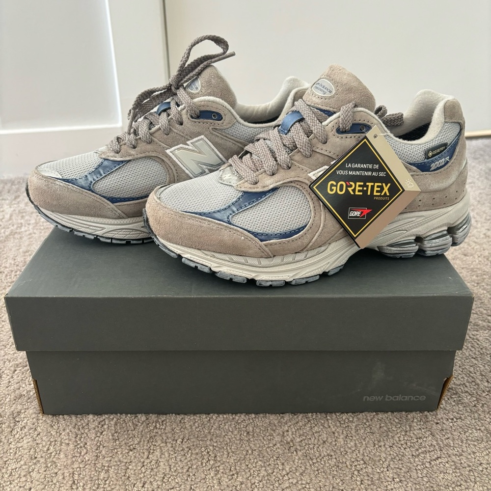 NEW BALANCE 2002R (M2002RXB) GORE-TEX